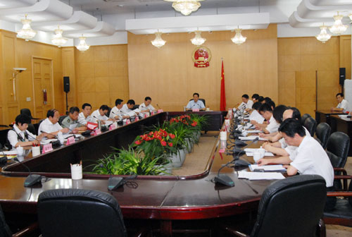 ʡ�ھŽ�м����˶����ٿ���ί��ȫ�����